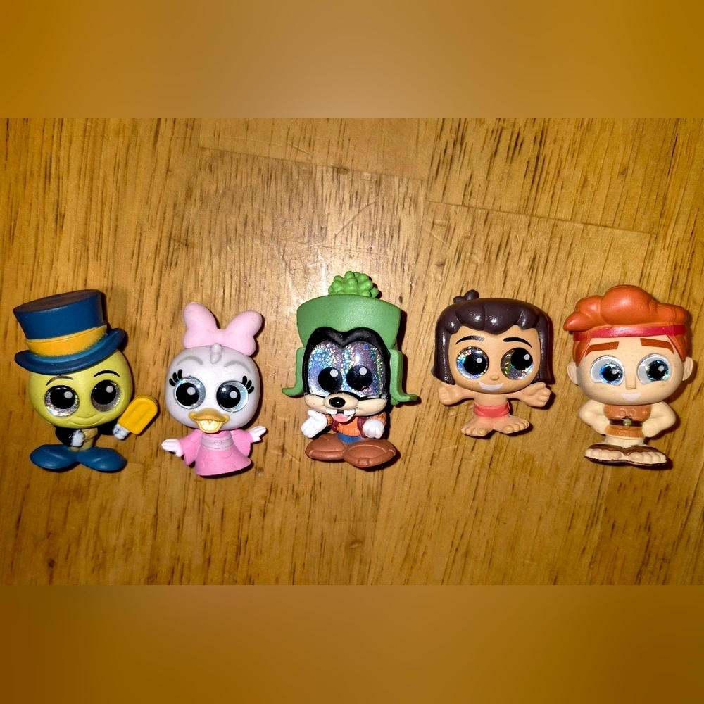 Disney Action 5 Figures Playset